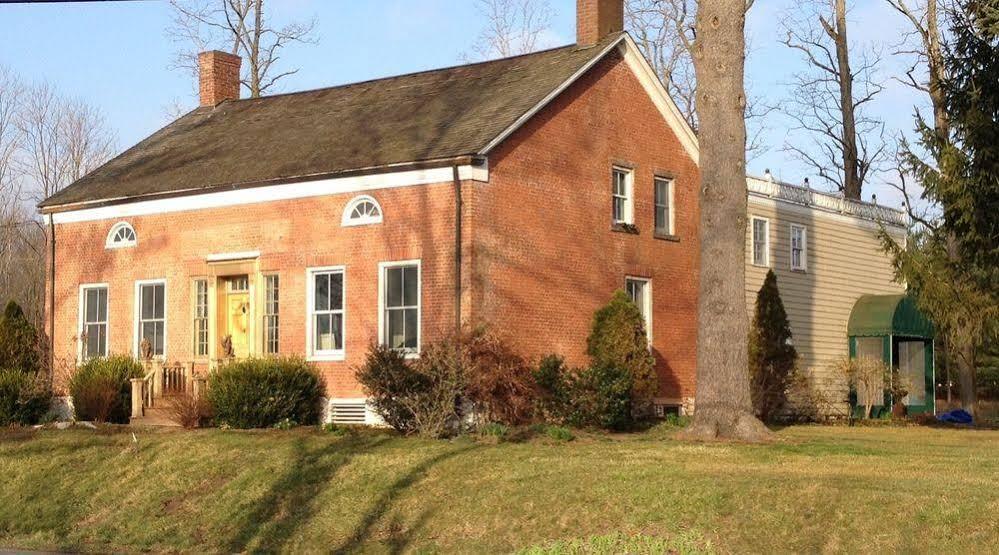 Elmrock Inn Stone Ridge Exterior photo